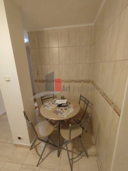 Uioara, Huedin, vanzare apartament 3 camere.