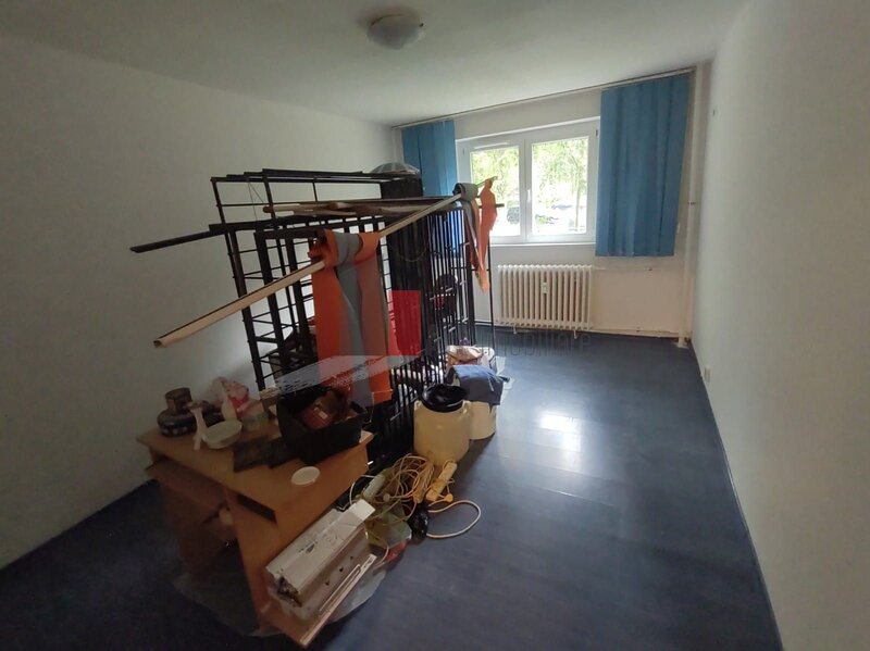 Uioara, Huedin, vanzare apartament 3 camere.