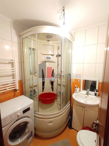 Uioara, Huedin, vanzare apartament 3 camere.